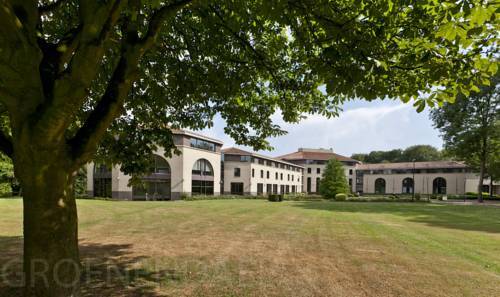 Groenendael Hotel & Conferentiecentrum 希尔瓦伦比克