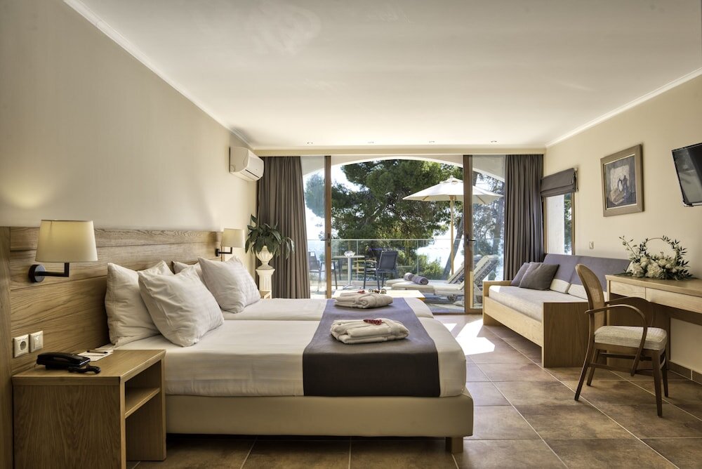 Двухместный номер Standard с балконом Corfu Holiday Palace Hotel
