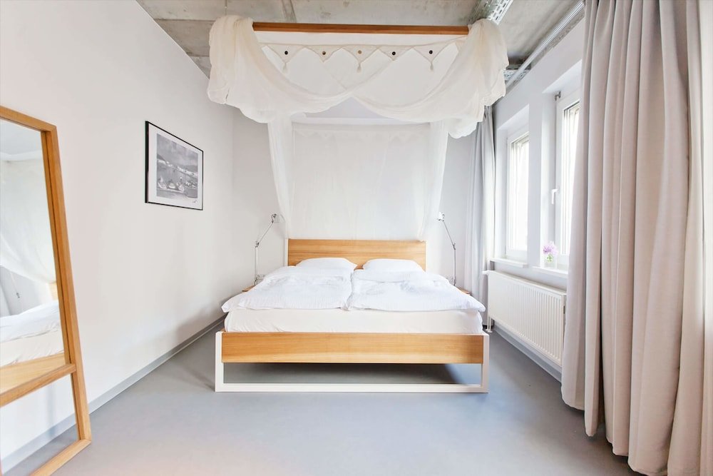 Komfort Apartment Green Residence Design Loft