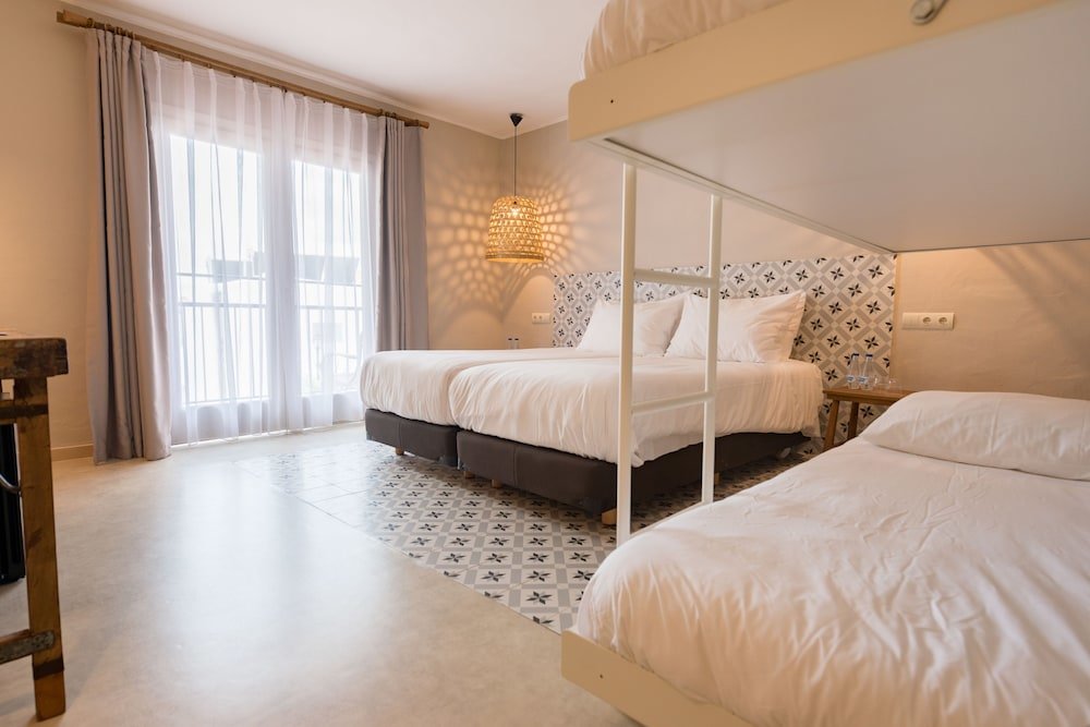 Standard Vierer Zimmer mit Gartenblick Marble Stella Maris Ibiza