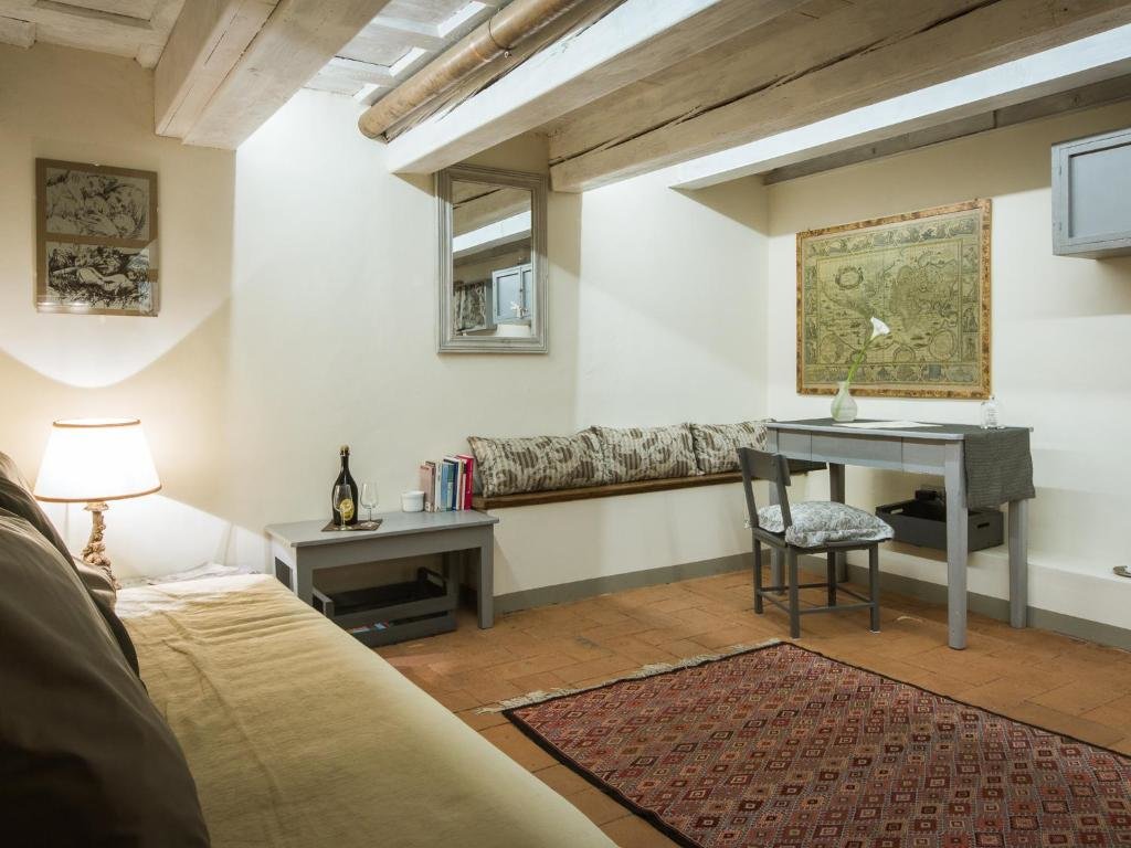 Apartment Charming and cozy apartment via Maggio
