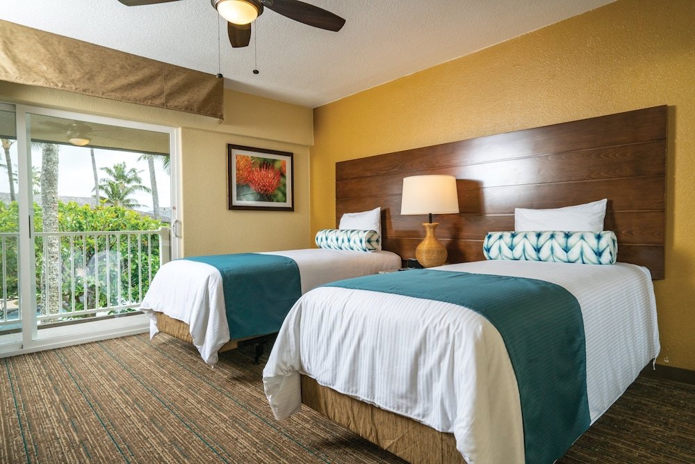 2 Bedrooms Suite with garden view Kauai Coast Resort at the Beach Boy