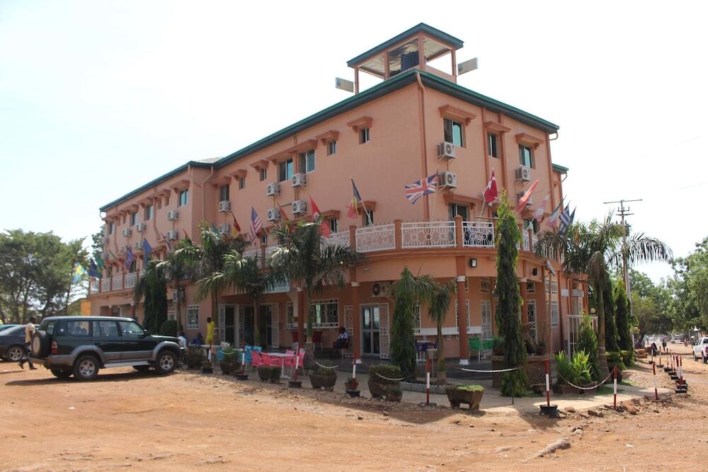 Hôtel la Tour d'Argent Garoua