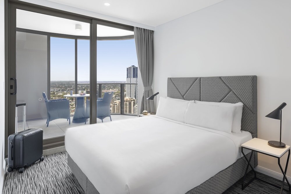 Люкс c 1 комнатой с балконом Meriton Suites George Street, Parramatta
