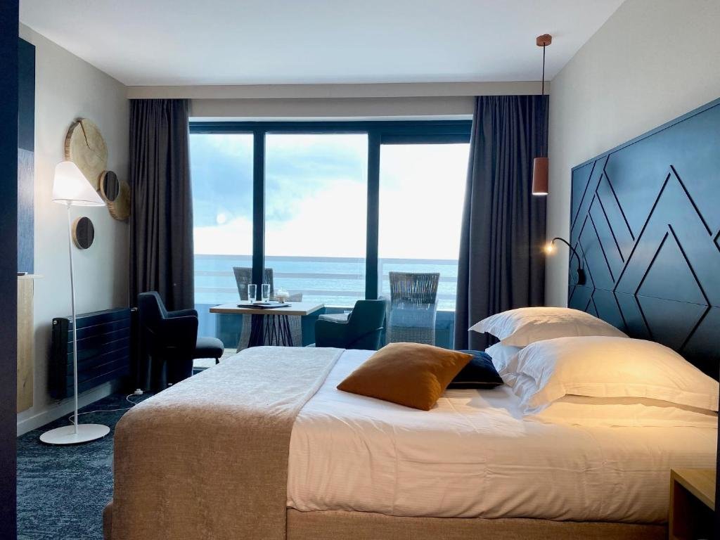 Comfort Double room with balcony and with sea view Hotel Atlantic