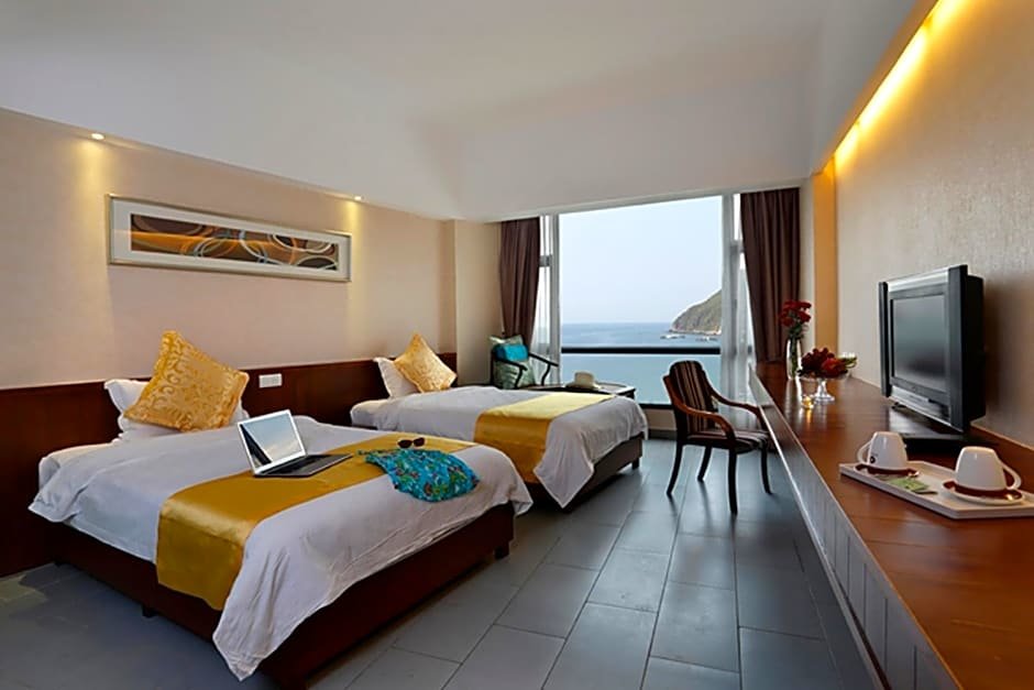 Standard Double room with sea view Sanya Luyi Sea View Hotel Former Herton Sea View Hotel