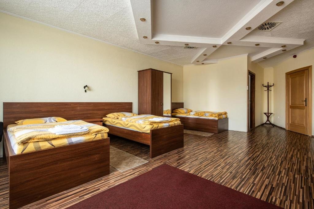 Standard Doppel Zimmer mit Balkon Napfény Panzió és Rendezvényház