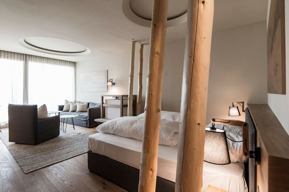 Standard Doppel Zimmer mit Balkon Alpin Panorama Hotel Hubertus
