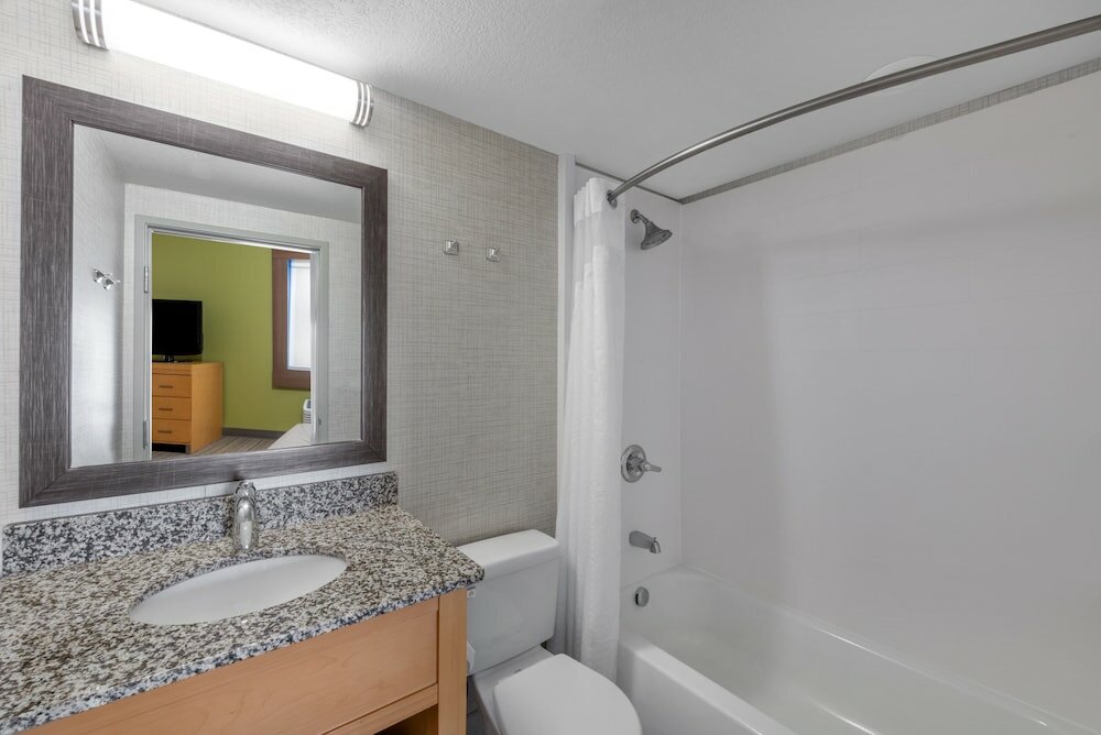 1 Bedroom Suite Holiday Inn Express & Suites Wheat Ridge-Denver West, an IHG Hotel