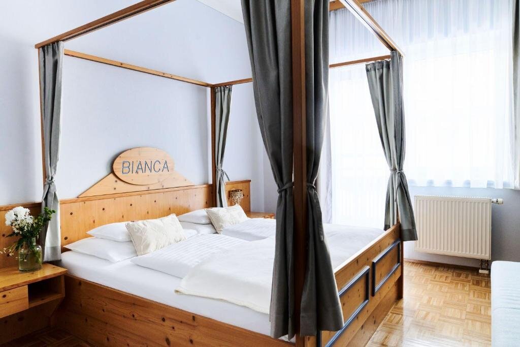 Standard double chambre avec balcon Hotel Garni Thermenoase