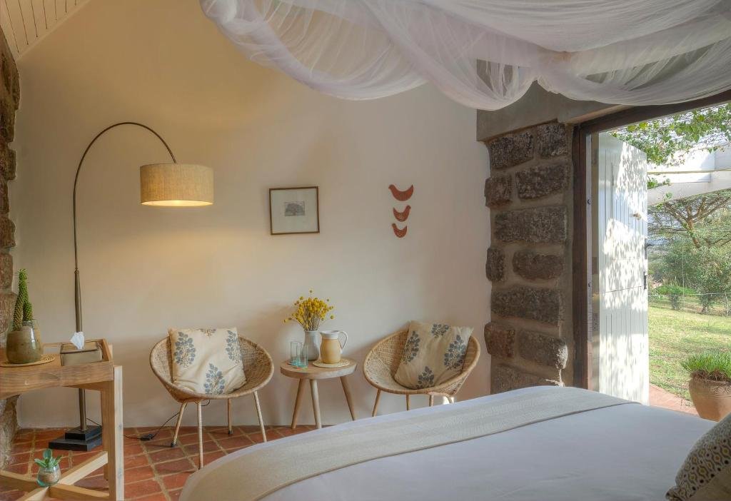 Habitación doble Estándar con vista al jardín Miryam Village Inn Safari Lodge