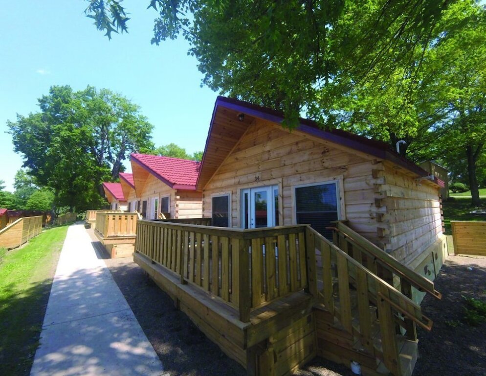 Habitación Premium 2 dormitorios con balcón y con vista al lago Edinboro Lake Resort Cabins