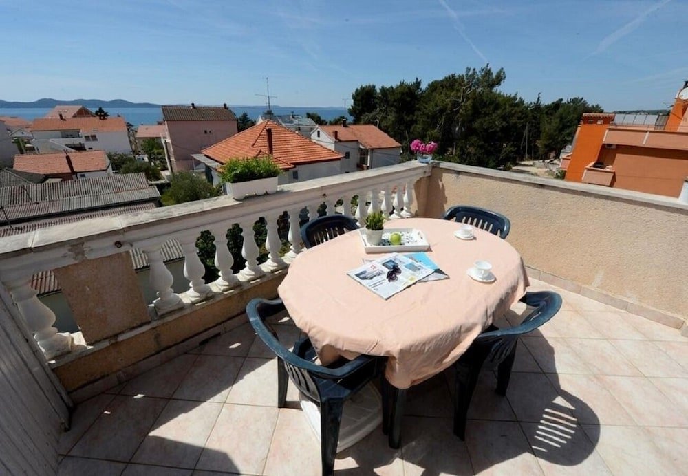 Appartement Ankica - 150m From Beach - A2