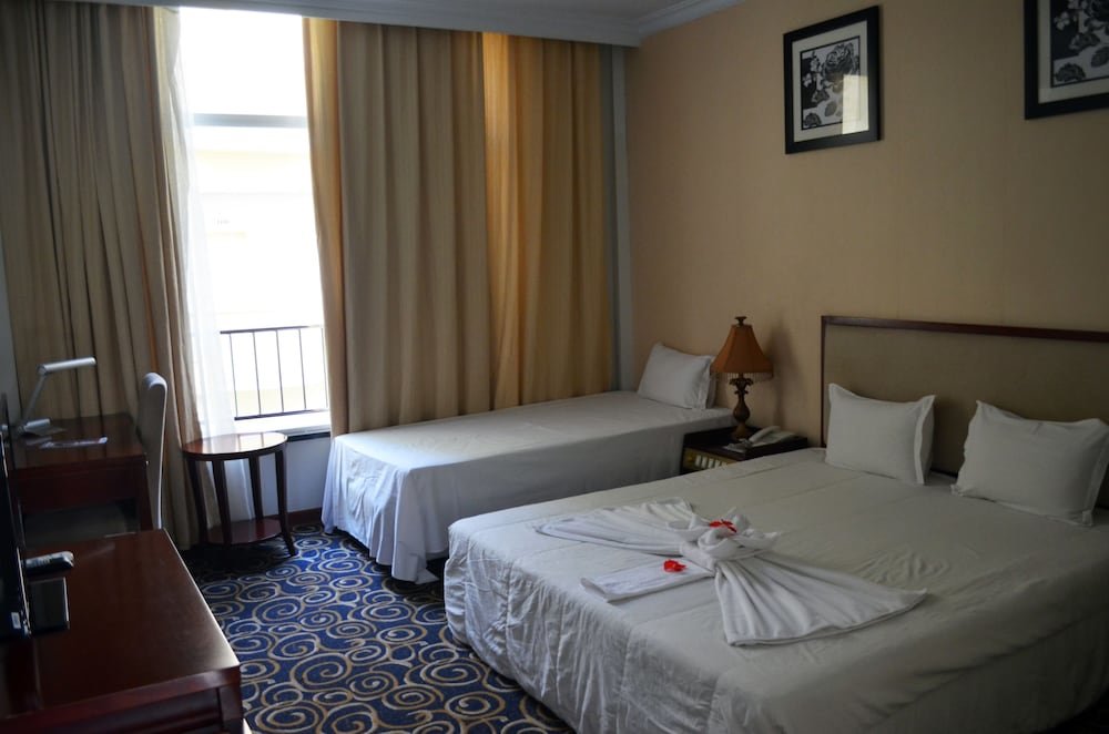 Standard Doppel Zimmer Rosa Valls Hotel