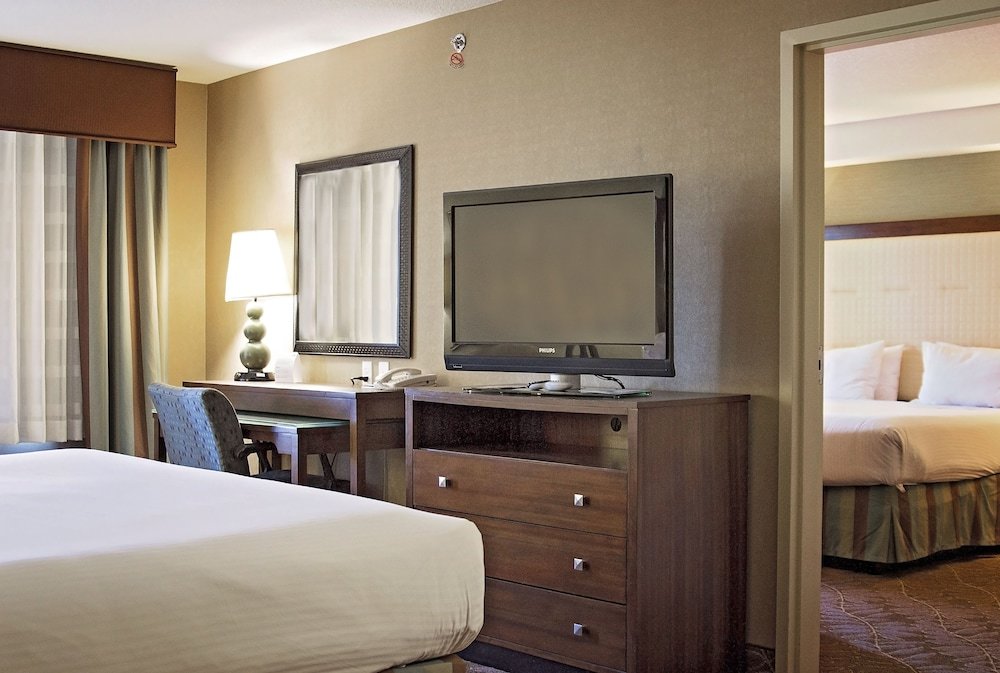 Номер Standard Holiday Inn Express & Suites Logan, an IHG Hotel