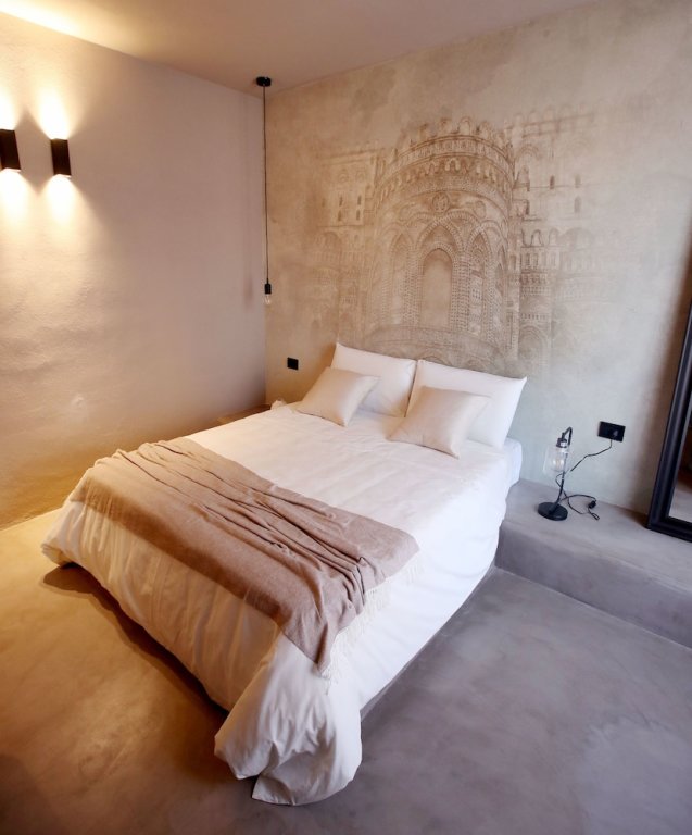 Deluxe room Casa Nostra Luxury Suites