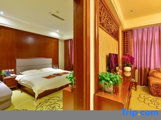 Deluxe Suite Jiaxin Mingzhu Hotel