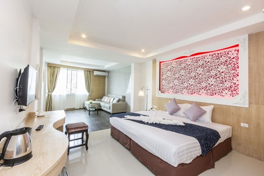 Deluxe Familie Zimmer Triple Three Patong