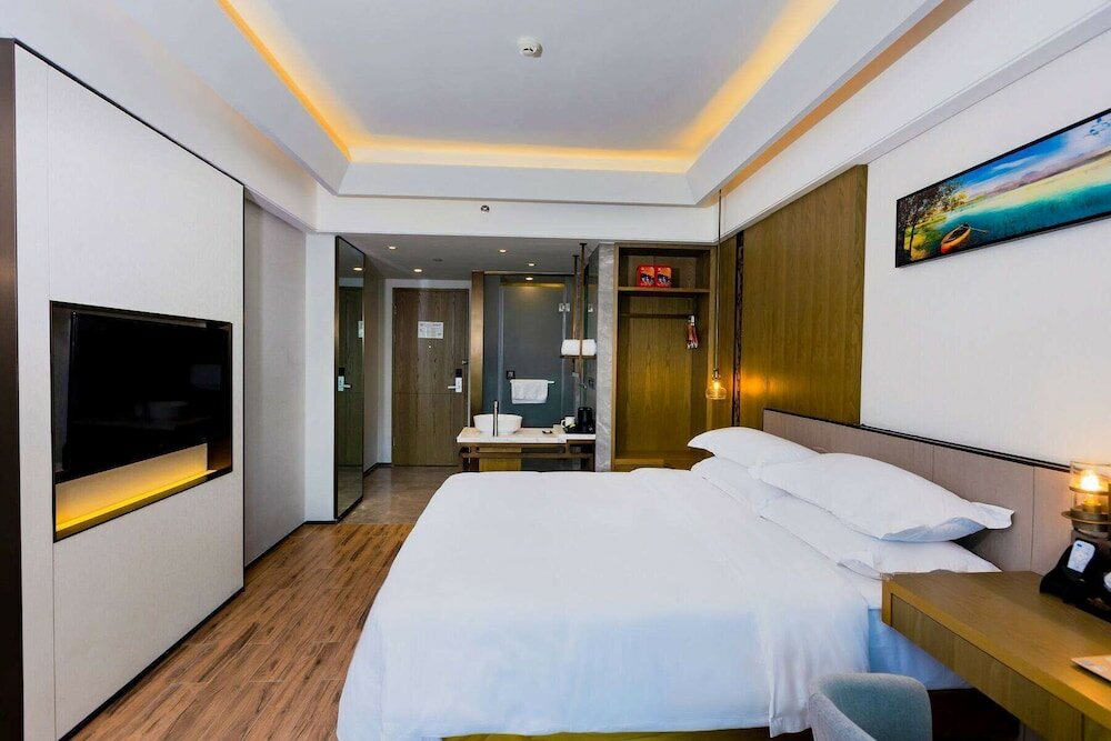 Standard double chambre Vue montagne Microtel by Wyndham Sanya Dadonghai