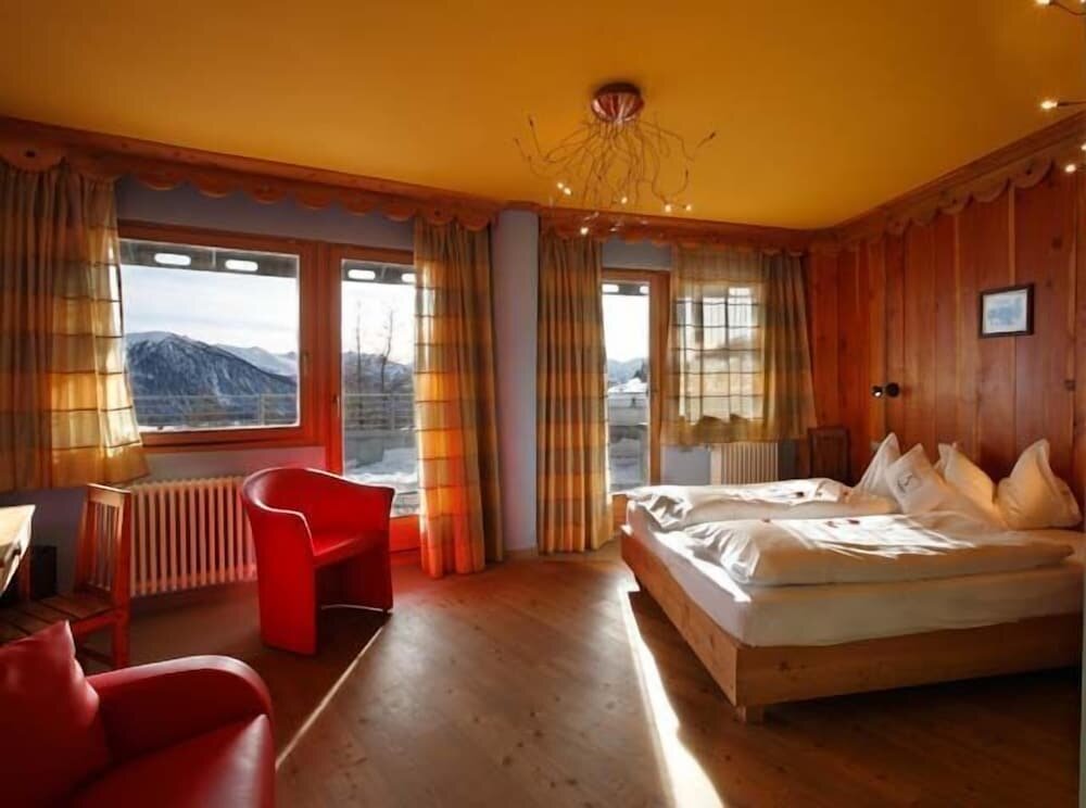 Трёхместный номер Comfort с балконом Shackleton Mountain Resort