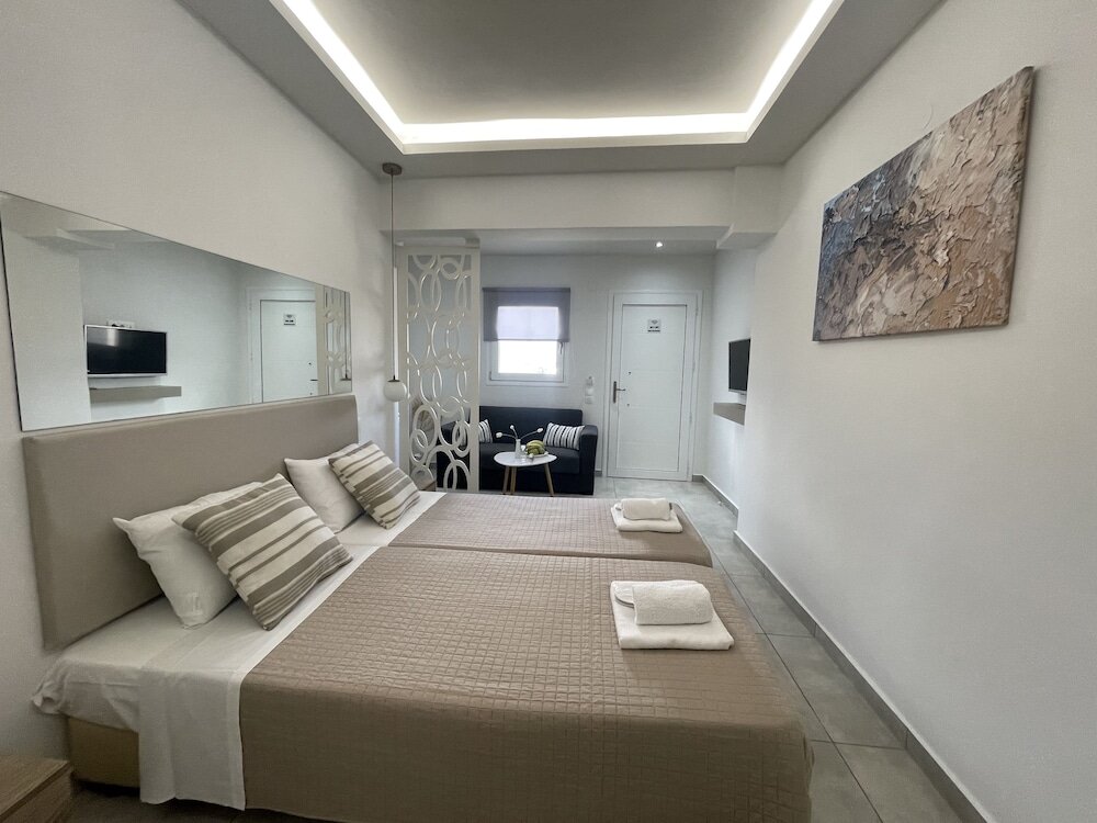 Luxury room Sea View Apts & Suites by Pachiplex
