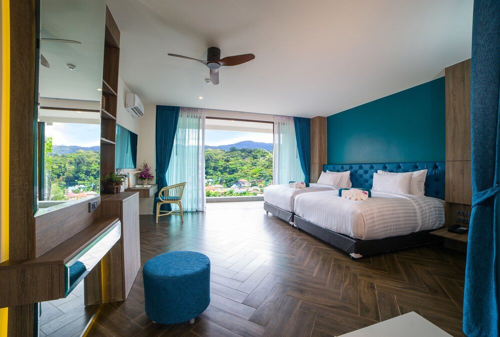 Номер Deluxe Oceana Resort Phuket