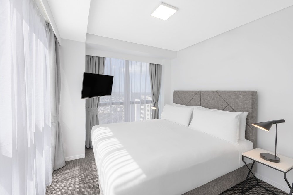 Люкс Luxury c 1 комнатой Meriton Suites Adelaide Street, Brisbane