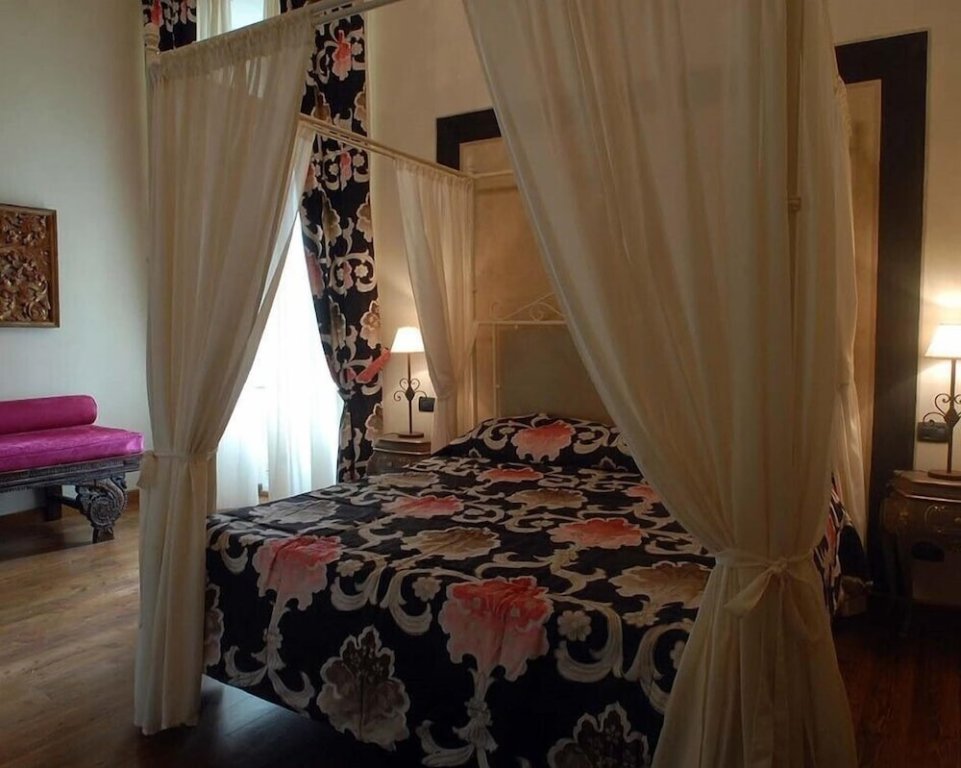 Номер Luxury с красивым видом из окна Castello di Pontebosio Luxury Resort