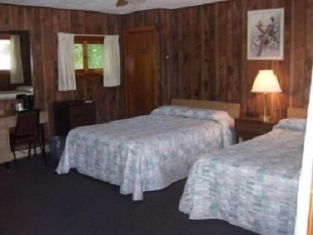 Standard Vierer Zimmer Moose Brook Motel