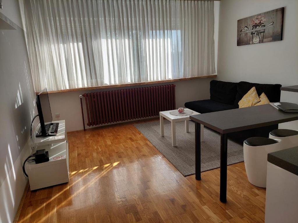 Appartement Apartment Check In Zagreb Maksimir-free parking