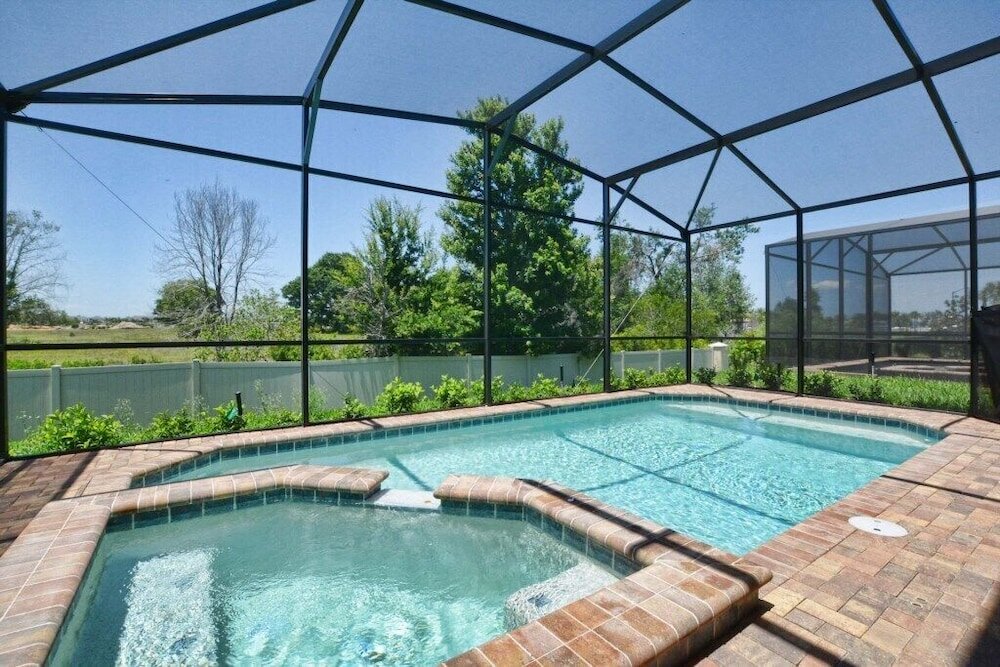 Hütte House W/pool And Spa In Windsor At Westside-3720ww 6 Bedroom Home by Redawning