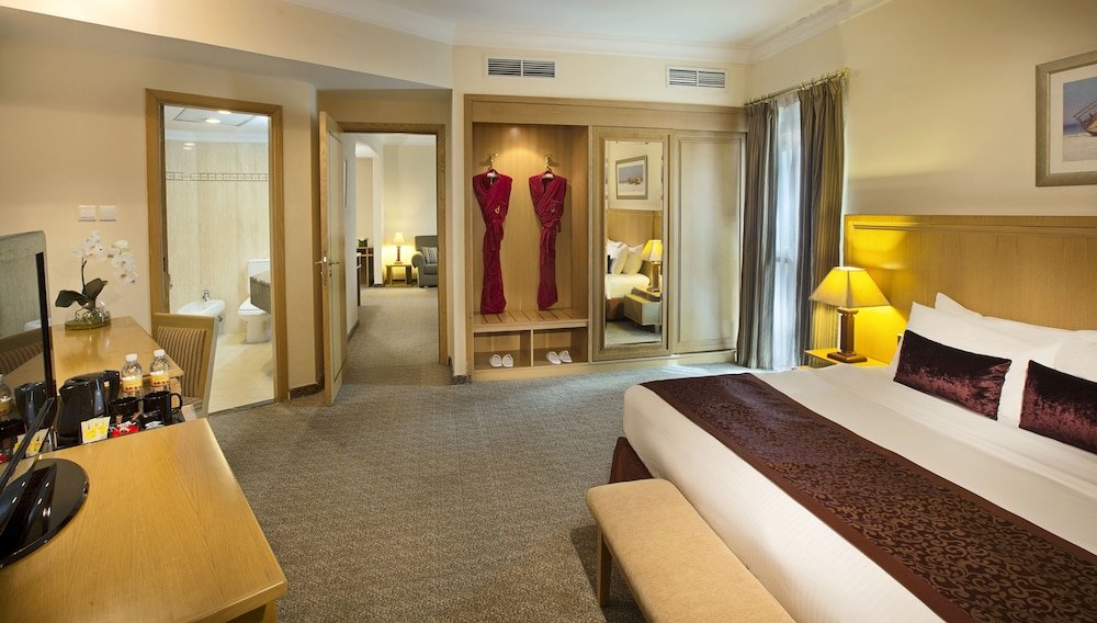 Двухместный номер Deluxe City Seasons Hotel Dubai