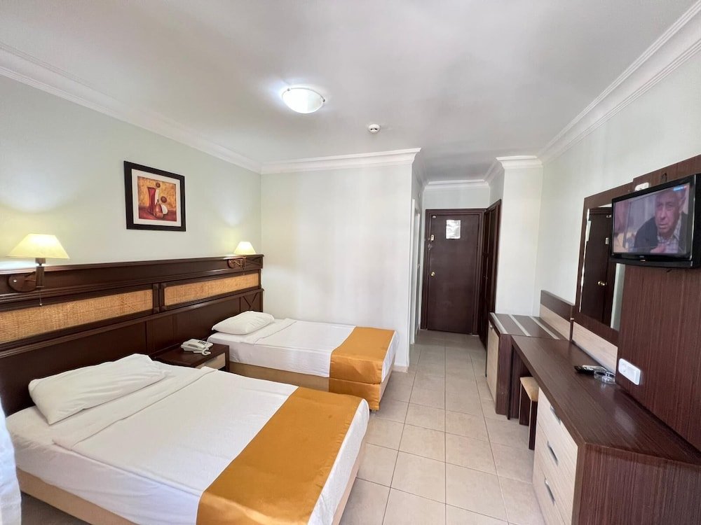 1 Bedroom Standard room with balcony Kleopatra Ada Hotel
