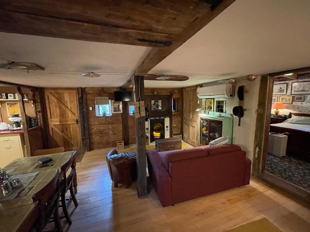 Appartement Remarkable Boultons Barn With hot tub