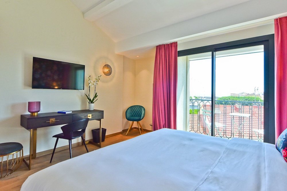 Standard Doppel Zimmer mit Balkon und mit Meerblick Hôtel La Villa Port d'Antibes & Spa