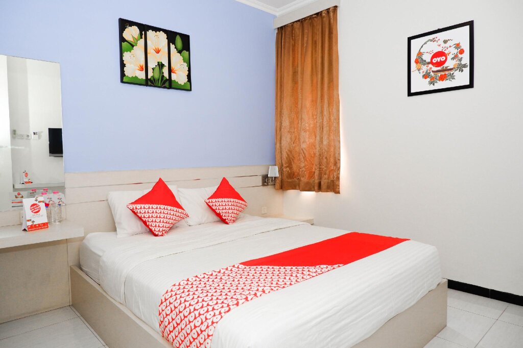 Deluxe Double room Super OYO 389 Sky Guesthouse