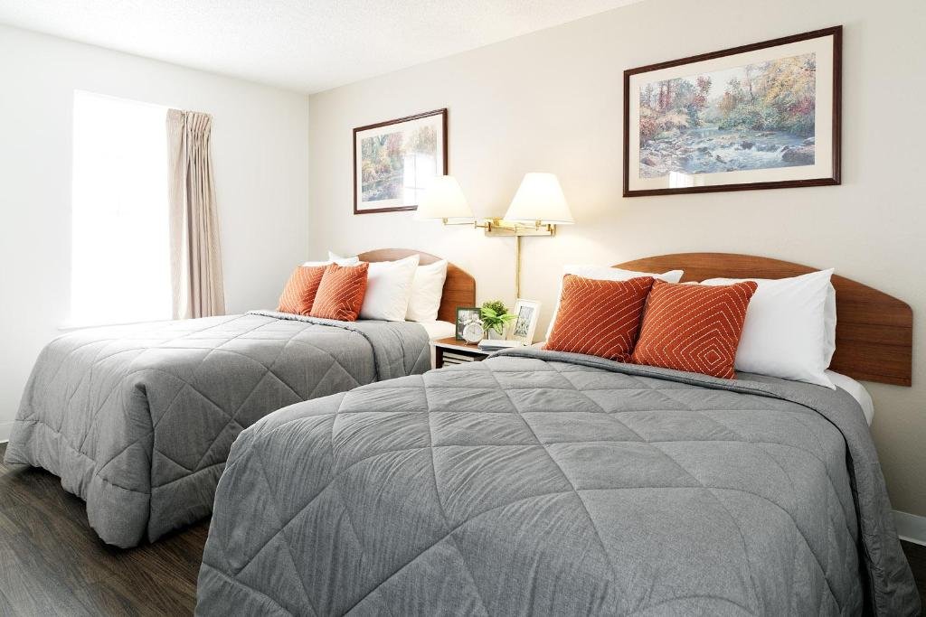 Standard Vierer Zimmer InTown Suites Extended Stay Charleston SC - West Ashley