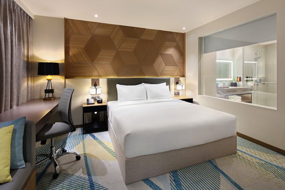 Double Suite Holiday Inn Cebu City, an IHG Hotel