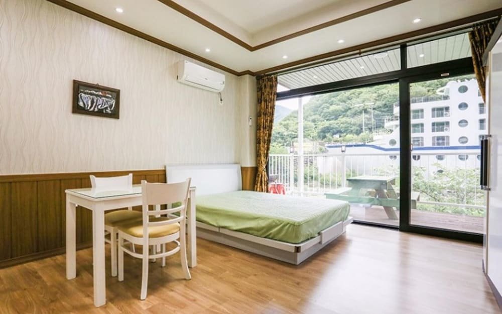 Standard Zimmer Yangsan Doyeon Valley Pension