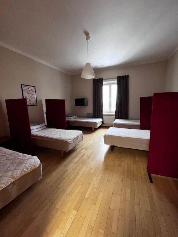 Кровать в общем номере (мужской номер) Carlstad Sport Hostel