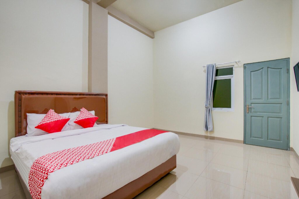 Suite OYO 1035 Patal Residence
