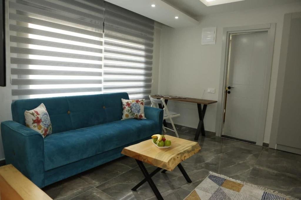 Люкс Comfortable and Modern Suite with Balcony in Narlidere, Izmir