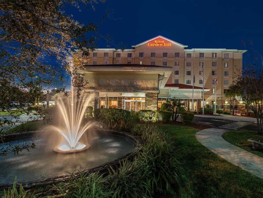 Кровать в общем номере Hilton Garden Inn Tampa Riverview Brandon