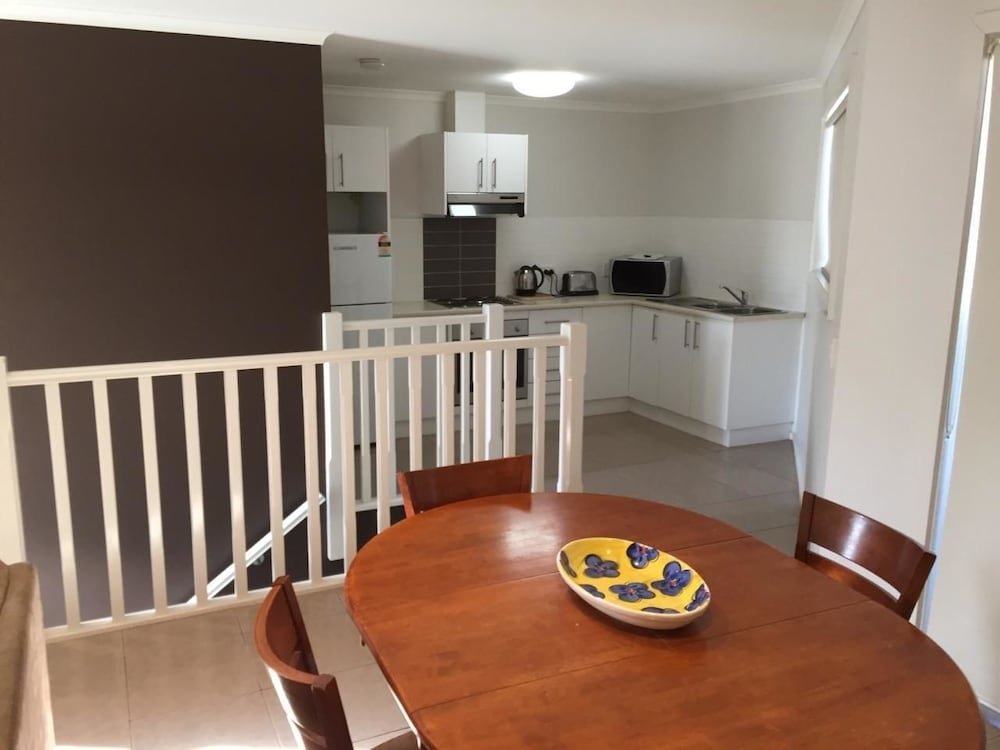 Apartment with balcony Inverloch Cabins & Apartments