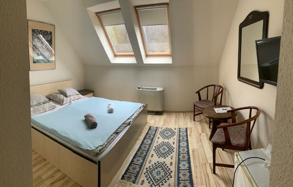 Standard Doppel Zimmer mit Bergblick Tündérszikla Panzió