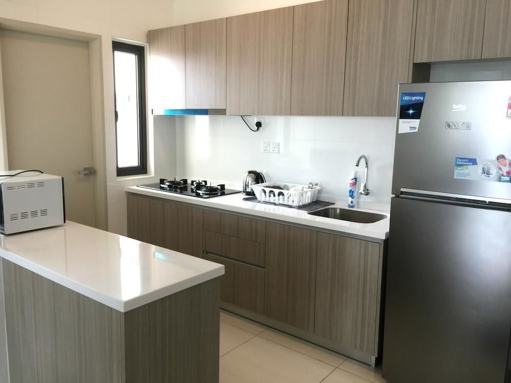 Apartment The Raffles Suites by Stayshare Homes
