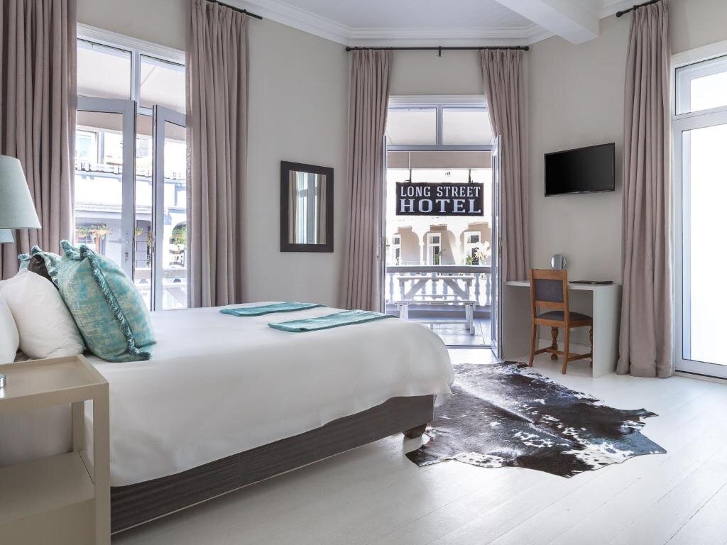 Deluxe Double room with balcony Long Street Boutique Hotel