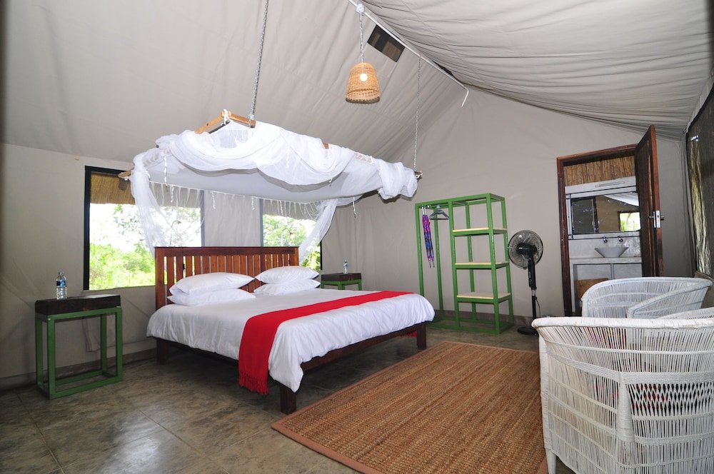 Tent Rafiki Safari Camp