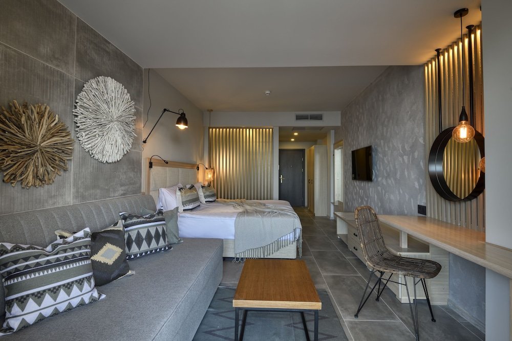Habitación doble Estándar con balcón y con vista al parque GRIFID Vistamar Hotel - 24 Hours Ultra All inclusive & Private Beach