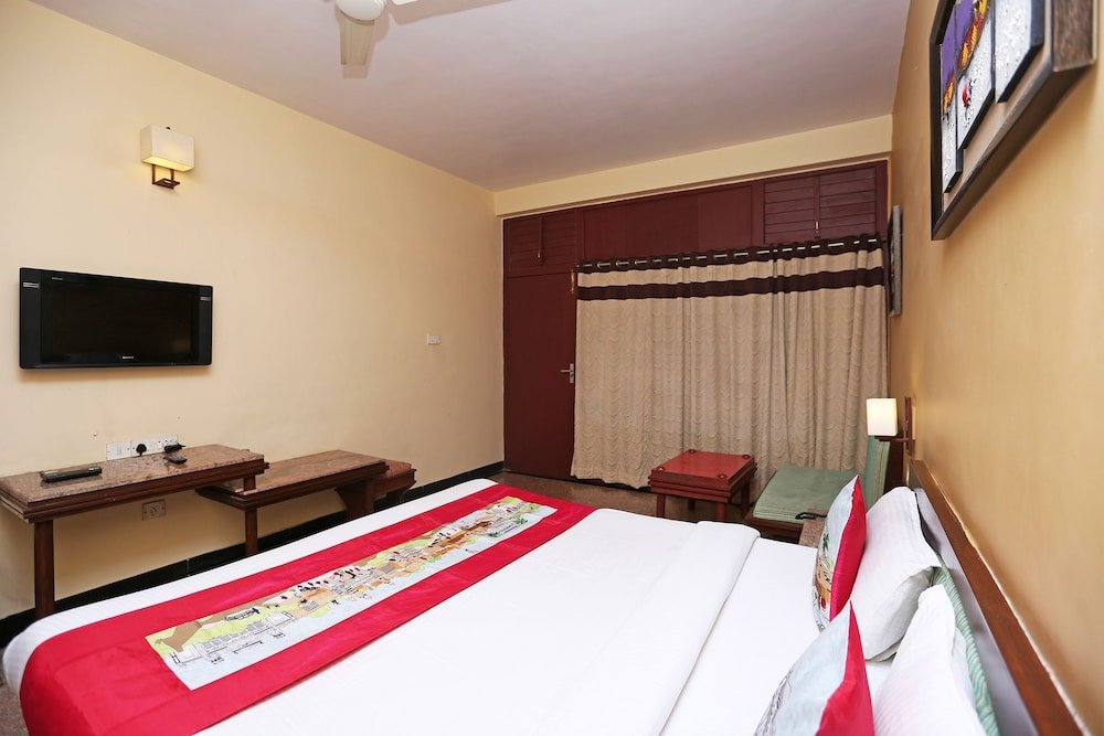 Номер Standard OYO 8600 Hotel Deepali Executive